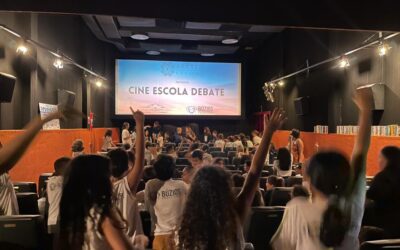 Aretê leva cerca de 400 alunos da rede pública de ensino de Búzios ao cinema